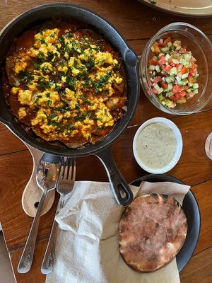 Berenjena con tofu revuelto y pan   at Way Nam in Koh Phangan