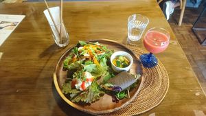 One plate + juice at Asaba Art Cafe in Yokohama