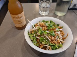 Veggie chow mein at La Cantine Viêtgétarienne in Bordeaux