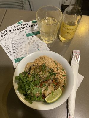   at La Cantine Viêtgétarienne in Bordeaux