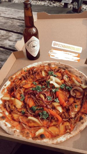 Jackfruit pizza at Pizzabar Rijslust in Tilburg