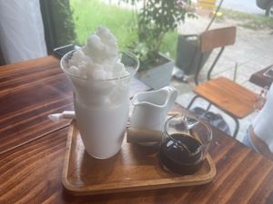 Great presentation at The Hideout Cafe in Da Nang