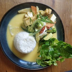 Tofu curry at Madame Tâm City in Aachen