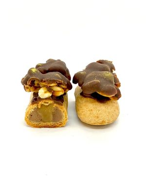 Vegan eclair at Healthy Conscience in St Petersburg