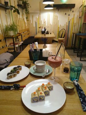 Black Russian Roll and Emperor Roll at Healthy Conscience in St Petersburg