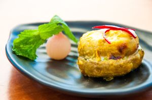 Stuffed Tandoori Mushroom: Fresh Mushroom Duplex Stuffed With Cheese And Spices, Cooked In Tandoor) at Atithi Indian Vegetarian Restaurant in Lisbon