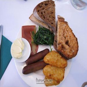 Mix 'n' Match vegan breakfast at Apt in Newtown