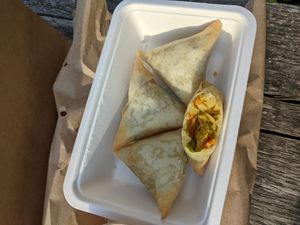 The samosas were more like triangular speing rolls, but still really nice at Vegan Heroes in Eindhoven