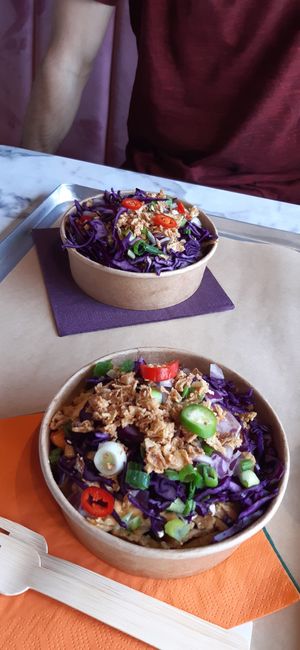 Kleine porties at Vegan Heroes in Eindhoven