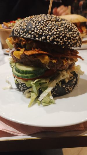 Baconnie burger. Very loaded, I love all the flavours. The bacon itself didn't have a very strong taste at Vegan Heroes in Eindhoven