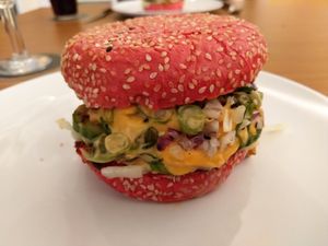 Rumbly in your Tumbly Burger (featuring the Beyond Meat Burger) at Vegan Heroes in Eindhoven