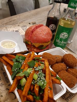 Sweet potato fries for the win at Vegan Heroes in Eindhoven