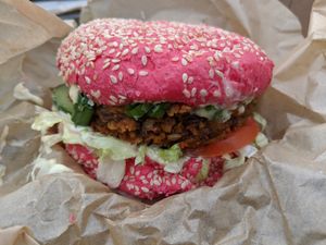Burger at Vegan Heroes in Eindhoven