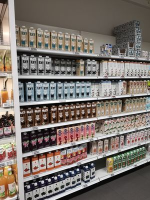 Vegan milk at Netto in Akureyri