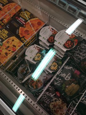Frozen meals/ meat substitutes/ Pizza at Netto in Akureyri