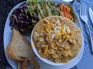 mac-n-cheese at Plantitude in Ladysmith