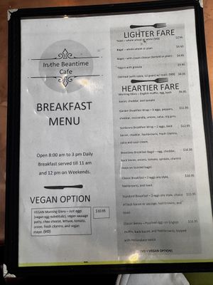 Breakfast menue of the „in the beantime cafe"  at Plantitude in Ladysmith