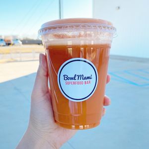 gin + juice (ginger, carrot, orange, lemon) at Bowl Mami in Carrollton