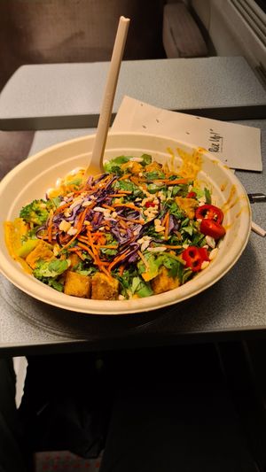 Reisnudeln mit Tofu at Rice Up - HB in Zurich