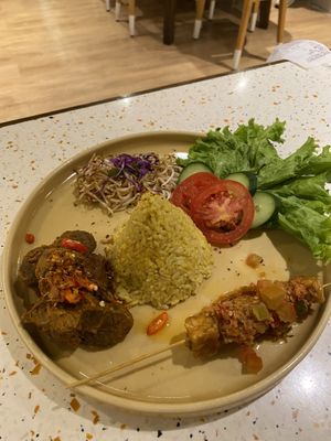 Rendang Platter   at Burgreens - Menteng in Jakarta