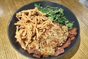 Daging asap sambal kecombrang   at Burgreens - Menteng in Jakarta