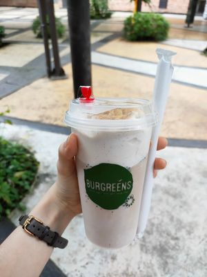 Earl Grey Dalgona (Soy Milk) at Burgreens in Tangerang