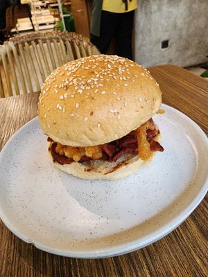 Beevless at Burgreens in Tangerang