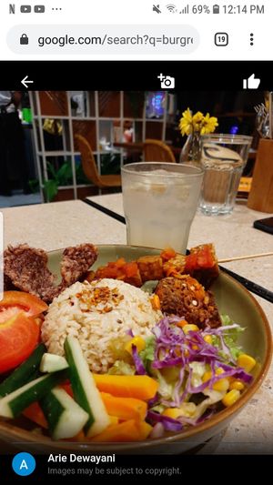 Photo by Arie Dewayani at Burgreens in Tangerang