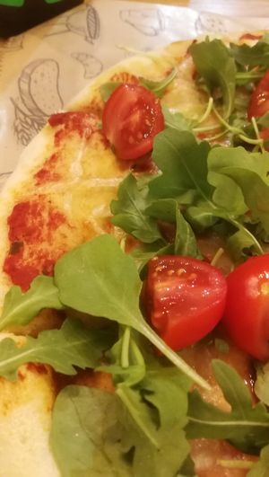 vegan pizza at Cukru Cafe in Jelenia Gora