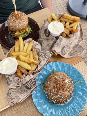 Atlantic burger, bitterballen burger and home made fries 💚  at Lust in Groningen