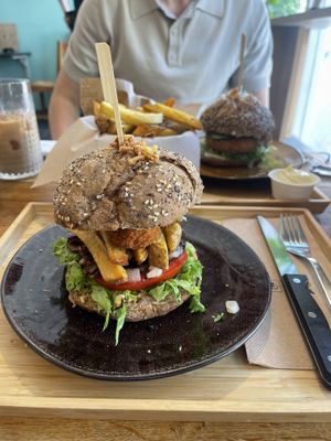 De bitterballenburger  at Lust in Groningen