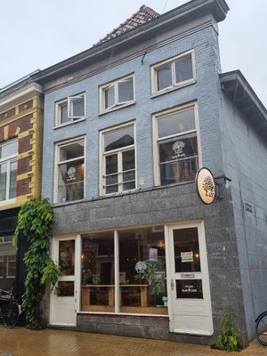 On the corner at Lust in Groningen