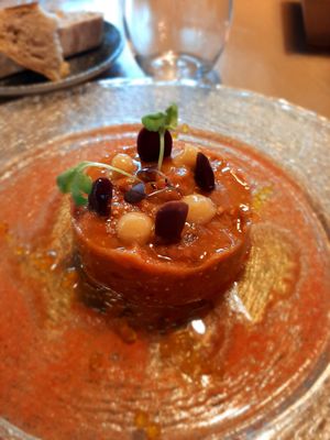 Tartar vegano d tomate y aceitunas  #Veganuary at BLoved Veggie Corner in Madrid