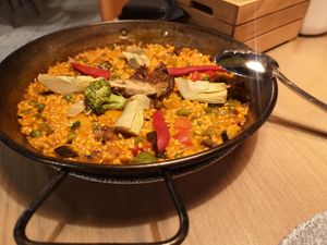 Veg paella at BLoved Veggie Corner in Madrid