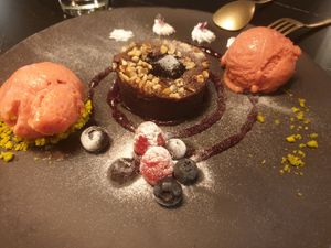 Extasis de chocolate at BLoved Veggie Corner in Madrid