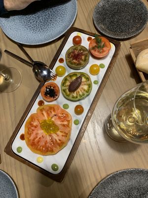 Tabla de tomates at BLoved Veggie Corner in Madrid