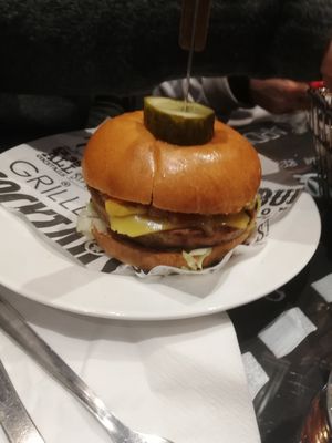 Burger at Monterey Jack's in Stirling