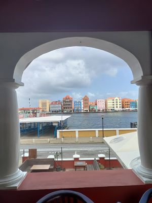 Beautiful views from the terrace at De Governeur in Willemstad