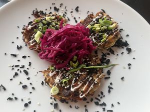 Japanese pancake- cabbage, seaweed and mushrooms  at De Governeur in Willemstad