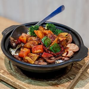 Claypot Rice Chicken in Gong Bao Sauce at Green Ba - Somerset in Central Singapore