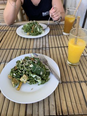   at Mama's Garden - Maybe closed in 