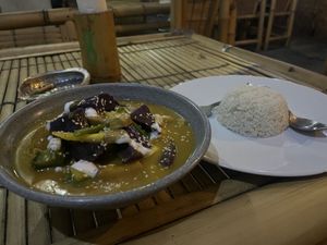Veg curry (huge portion, little taste)  at Mama's Garden - Maybe closed in 