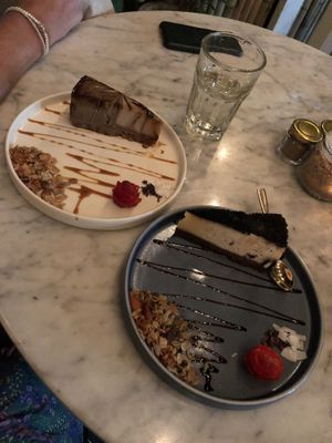 Raw snickers and Oreo cake  at The Loft - Uluwatu in Pecatu