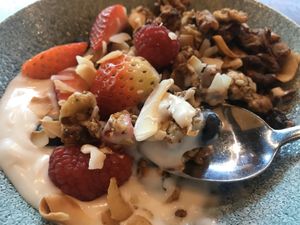 Warm granola  at LGW - Sonoma - NT  in Horley