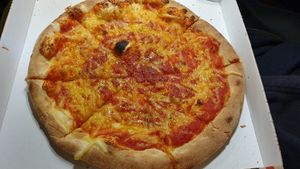 Pizza Magherita 😍 at Pizzeria Trattoria Sorrentino in Cologne