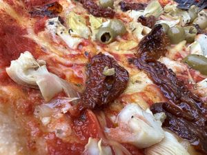 pizza vegan  at Pizzeria Trattoria Sorrentino in Cologne