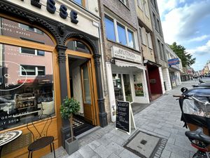 outside  at KALTPRESSE in Cologne