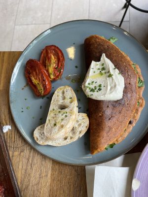 Mushroom stuffed omelette 💘 at Eqvilibrivm Cafe in Barcelona
