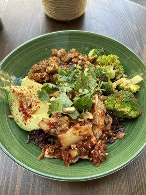 Asian inspired Buddha bowl at Eqvilibrivm Cafe in Barcelona