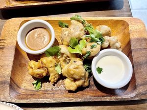 Vegan food at Eqvilibrivm Cafe in Barcelona